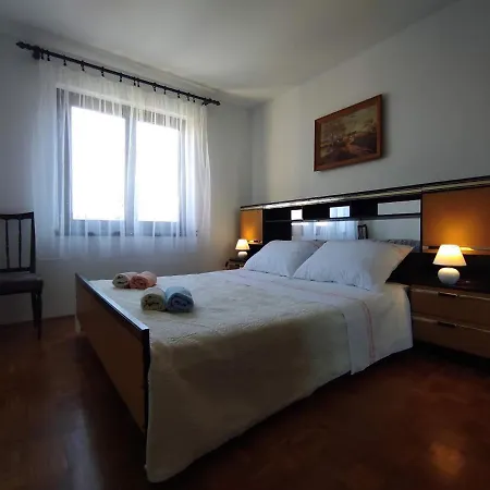 Sea View Apartmán Pula